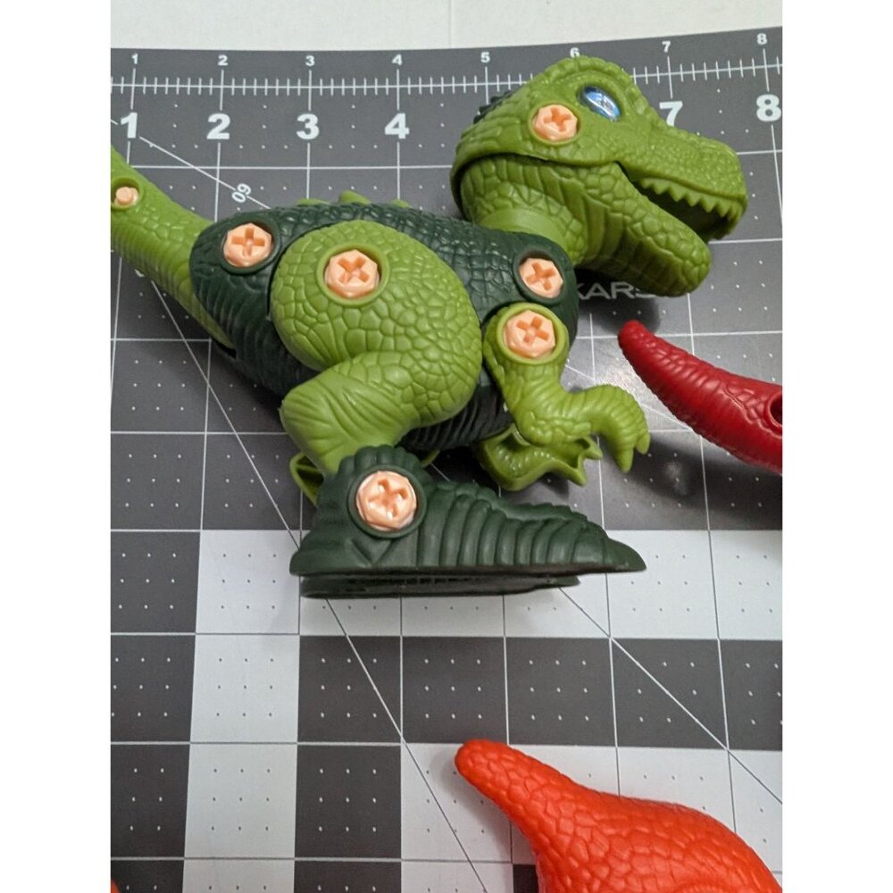 Take Apart Dinosaur Stem colorful toys replacement pieces 5 plastic toys - Picture 2 of 10